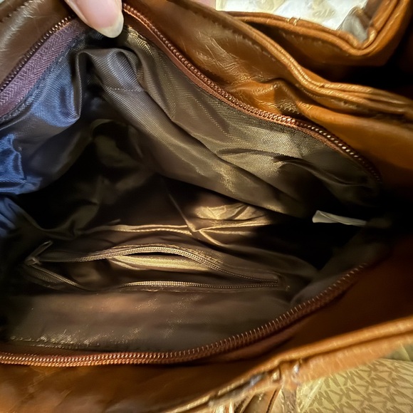 Y2K Look is back Vegan leather with lots of straps - Picture 3 of 3